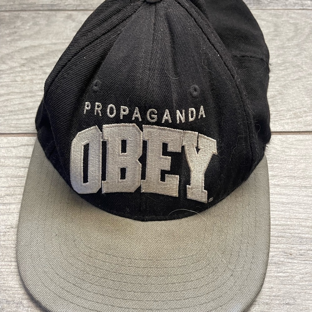 OBEY SnapBack - Picture 3 of 3